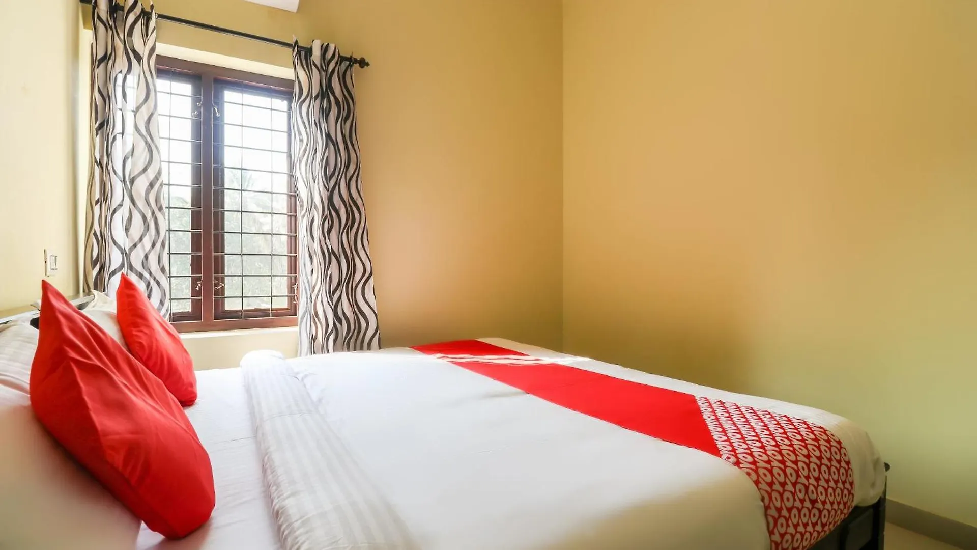 Hotel Liberty Apartments Kannur